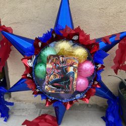 Spiderman Star Pinata With Balls