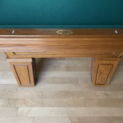 Pool Table 8ft ( Free Delivery & Set Up & New Color Felt Of Your choice ) 