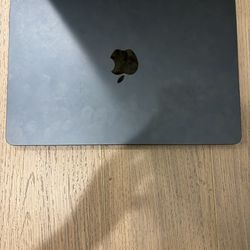 MacBook Air m2 sale or trade