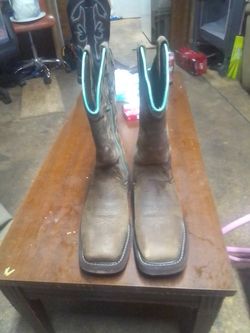 Woman Cowboy Boots 