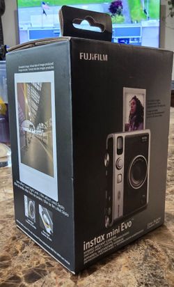 FUJIFILM instax mini Evo Black Camera New!