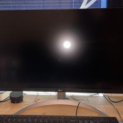 LG Monitor, Dell PC, Logitech Speakers