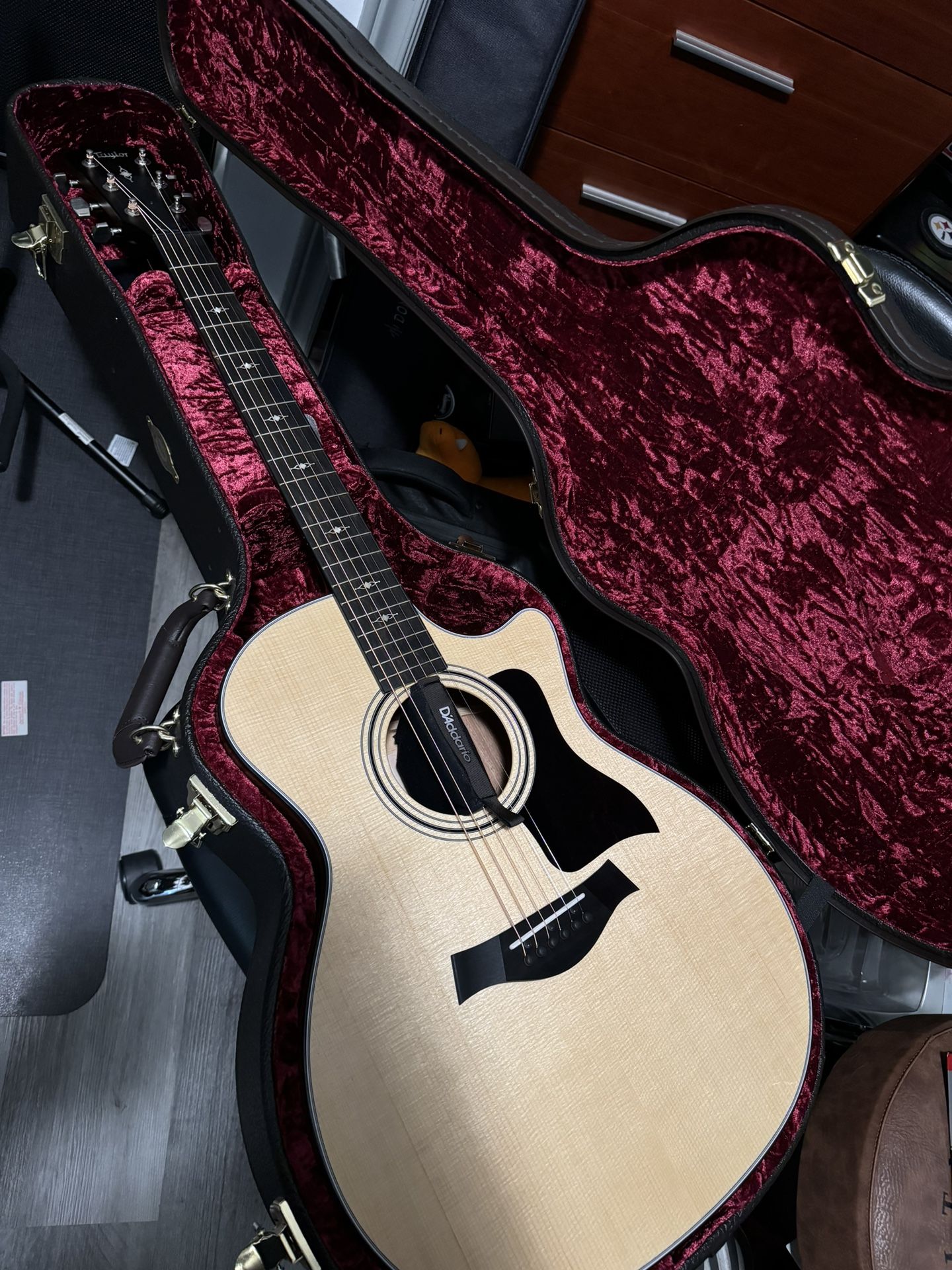 Taylor 314ce acoustic electric guitar $2250