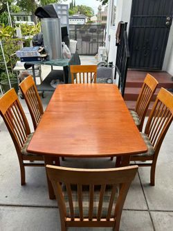 Dining Tables with Chairs $30