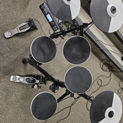 ROLAND TD-4 ELECTRONIC DRUMSET