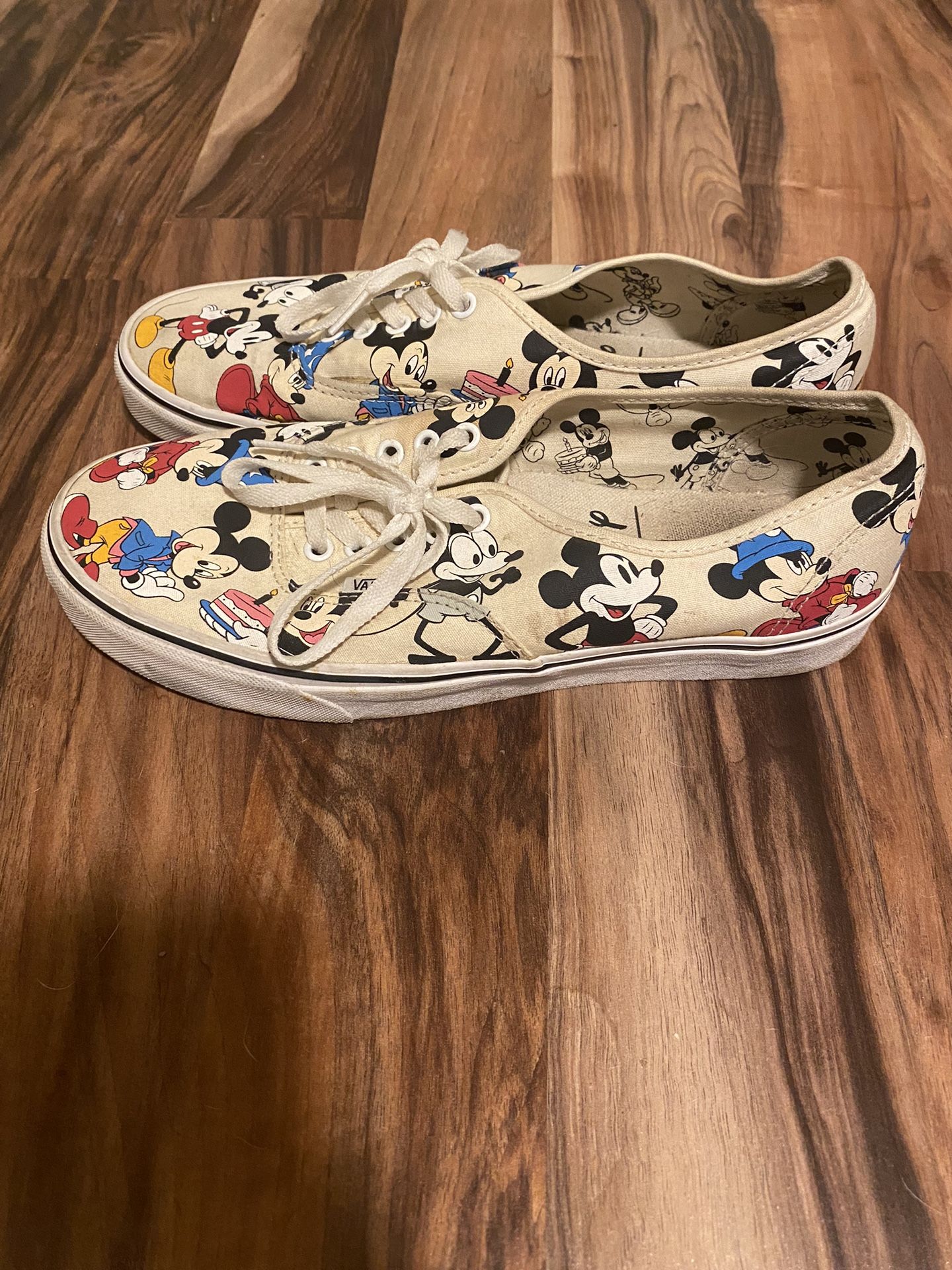 Vans Authentic * Disney Mickey’s Birthday 