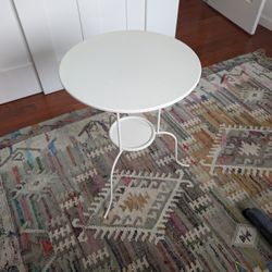 20" Diameter Garden table (26" Tall)