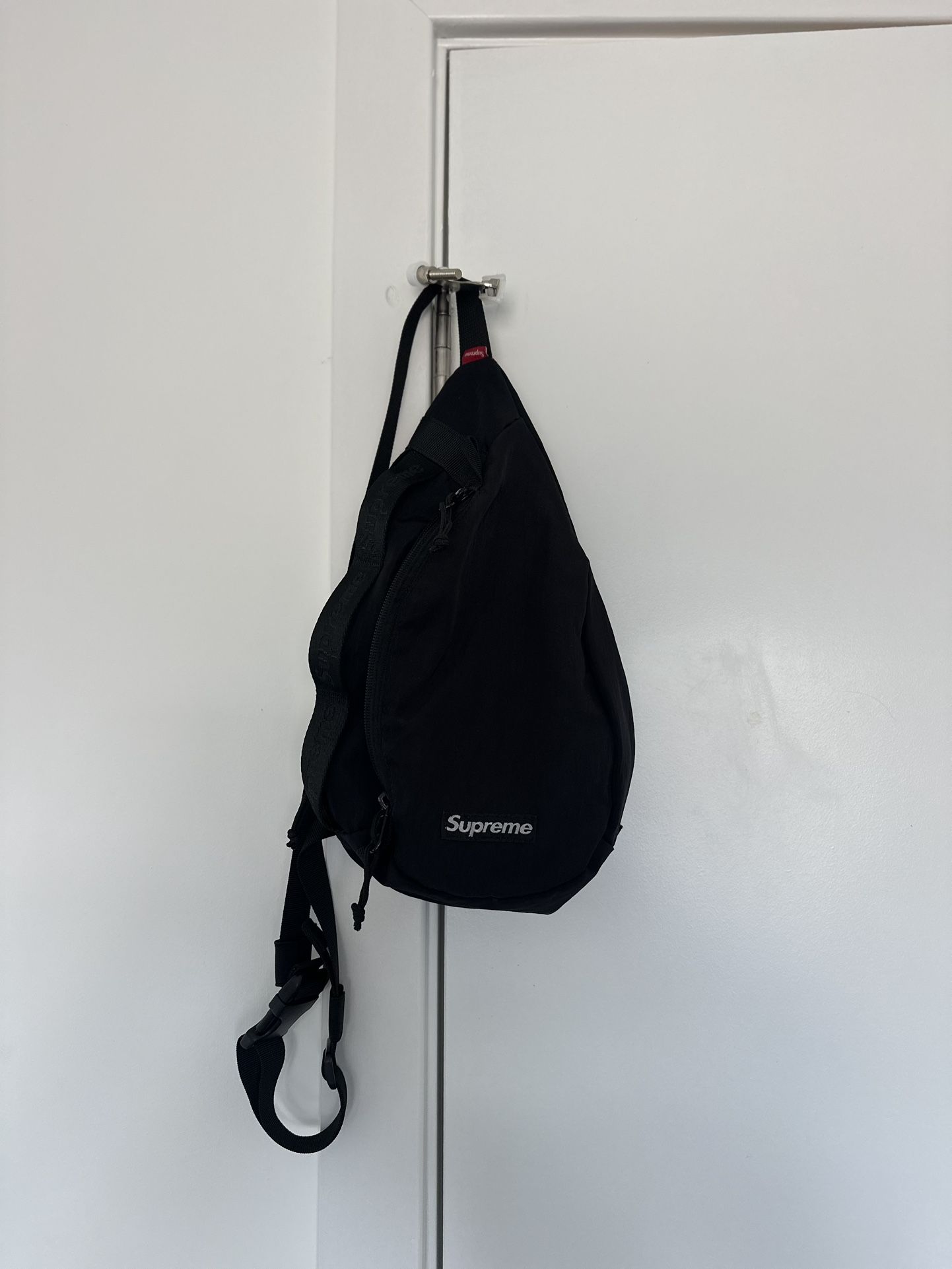Supreme Sidebag