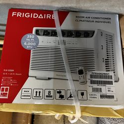 FRIGIDAIRE Window AC Machines