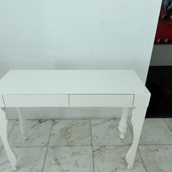 Modani White Small Dresser 