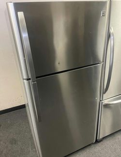 Stainless Steel Top Freezer Refrigerator
