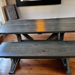 Custom Farmhouse Diningroom Table 