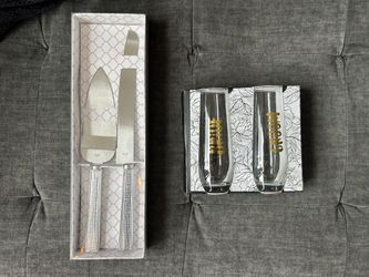Bride And Groom Wedding Glass And Cake Knife