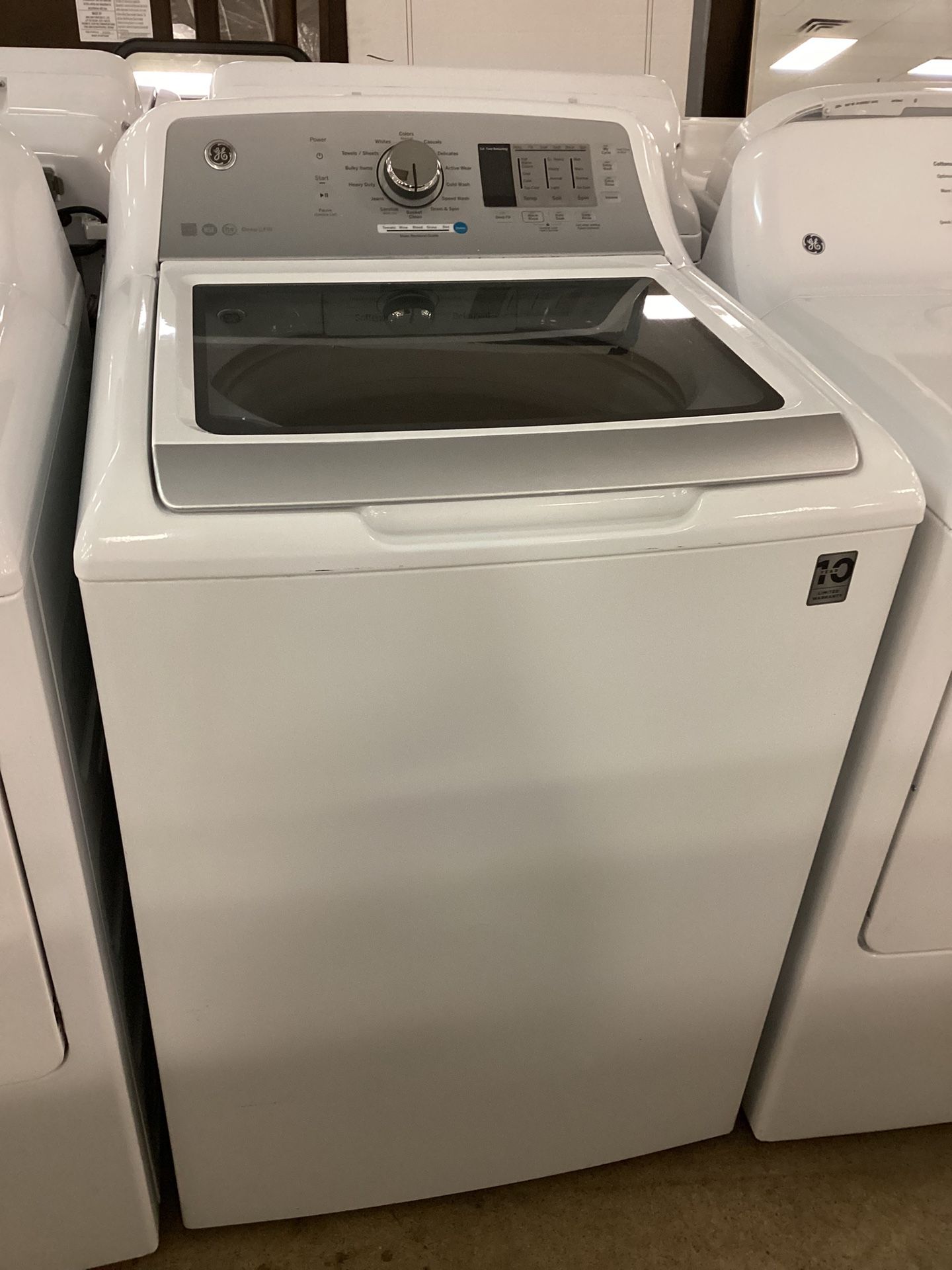 GE Gas Washer And Dryer Set