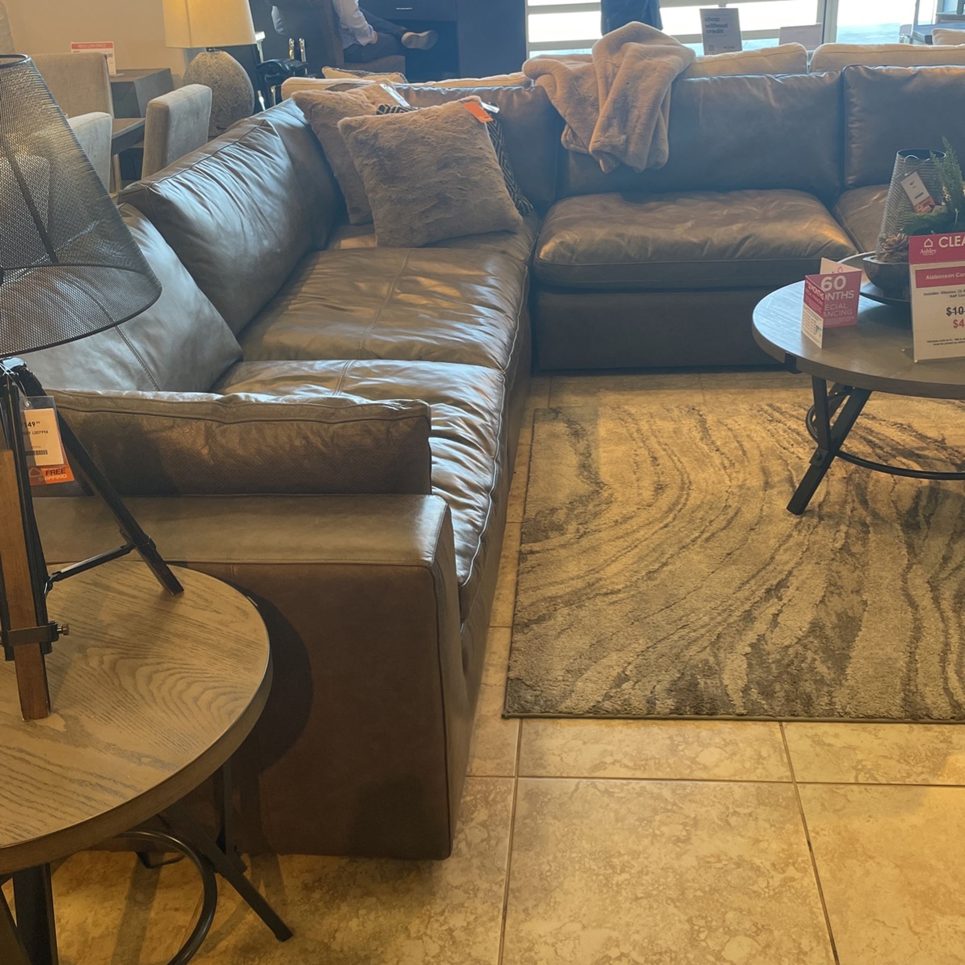 Alabonson Concrete 7 PC Sectional
