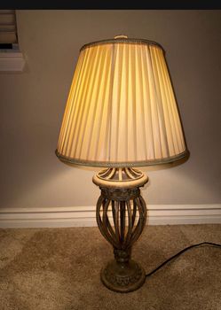Metal Based Baroque Style Lamp