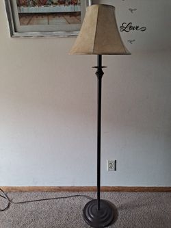 floor lamp