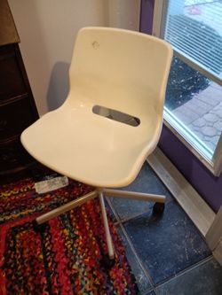 Plastic desk chair $12