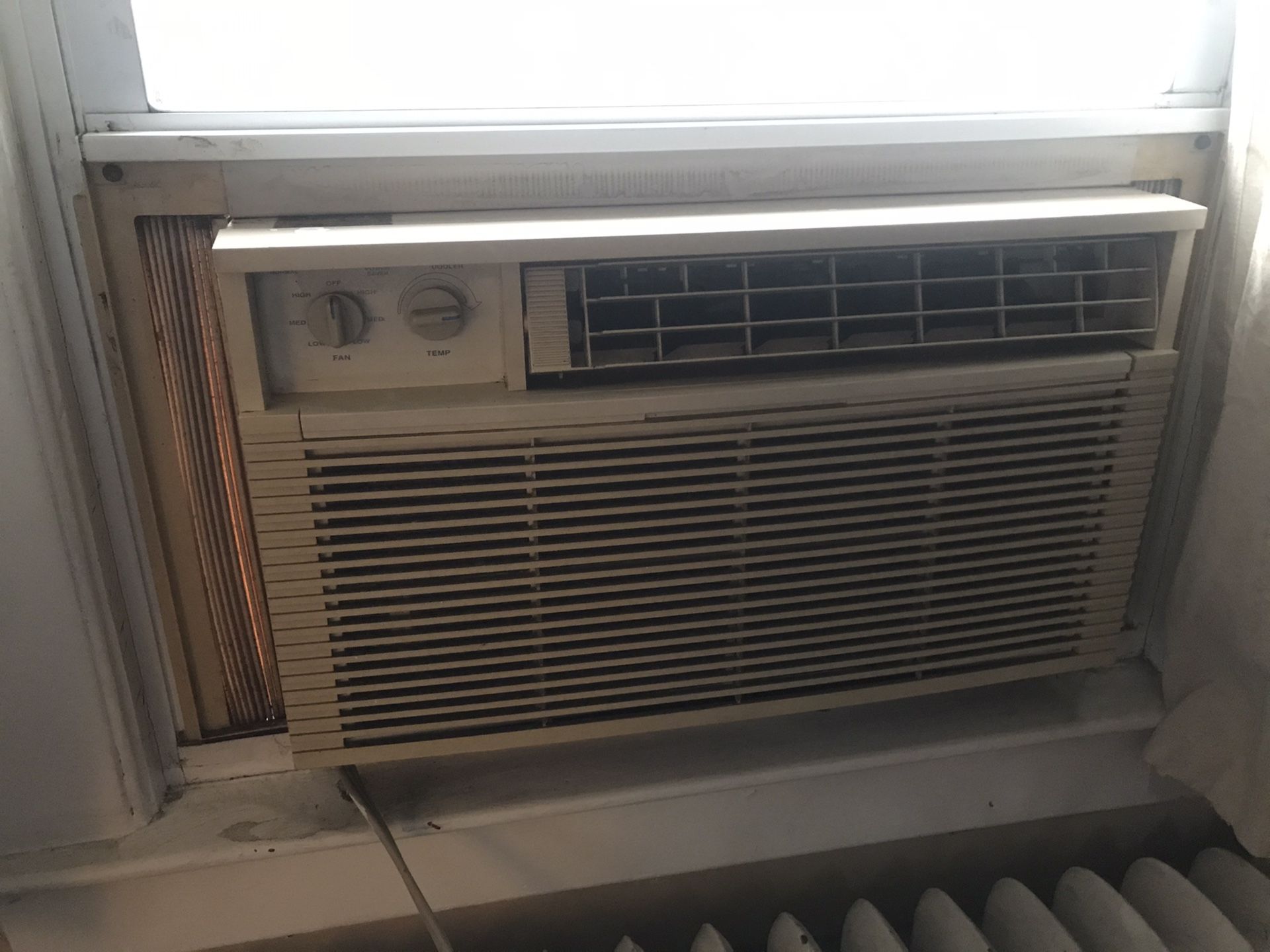 Kenmore Window AC air conditioner unit Works perfect