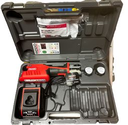 RIDGID 57378 RP 241 COMPACT PRESS TOOL KIT WITH 1/2"-1 1/4”PUREFLOW JAWS 
