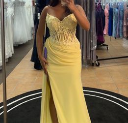 Yellow Prom Dress (Size 4)