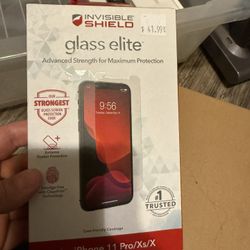 ZAGG InvisibleShield Glass Elite screen protector for the Apple iPhone 11 Pro/Xs/X