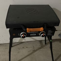 Blackstone 22” Portable Flat Top With Stand And Cover