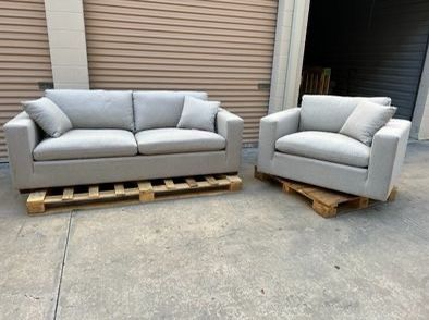 New_Open Box_Costco Thomasville Hoxton Sofa and Oversized Swivel Chair