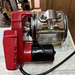 Elec-Tra-Mate Hawaiian 1200 with Penn Senator 12/0 - Works Great