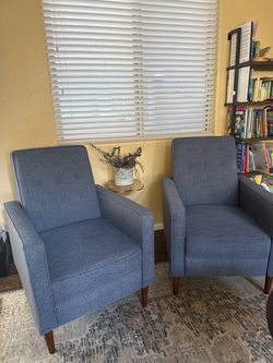 Accent chairs (recliners)