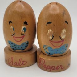 Vintage Polished Wooden Egg Salt and Pepper Shakers Anthropomorphic Japan