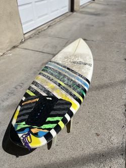 Custom Shapes Surf Board - 5’11