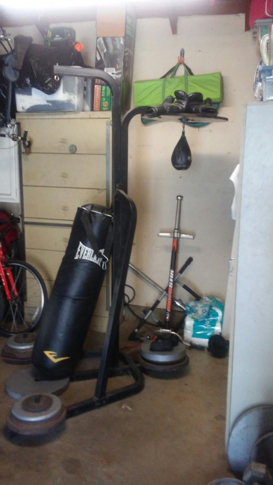 speed bag stand