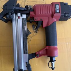 Norge NAIL gun