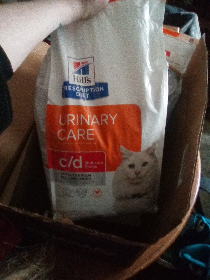 Hill's Prescription Diet Urinary Care Veterinarian Recommended c/d MultiCare Stress Cat Food