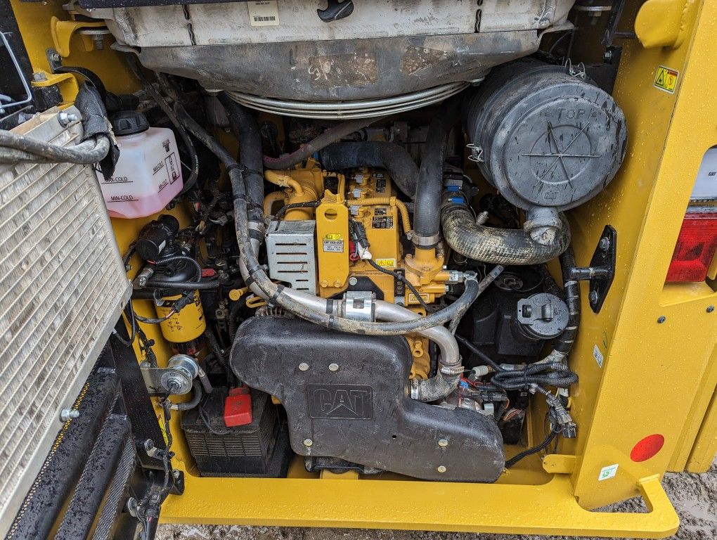 2021 CATERPILLAR 246D3 CAT SKID STEER LOADER for Sale in Joliet, IL