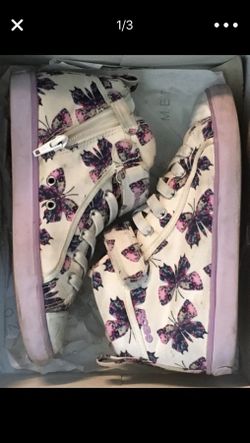 GEOX SIZE 33/ US 2 girls like new