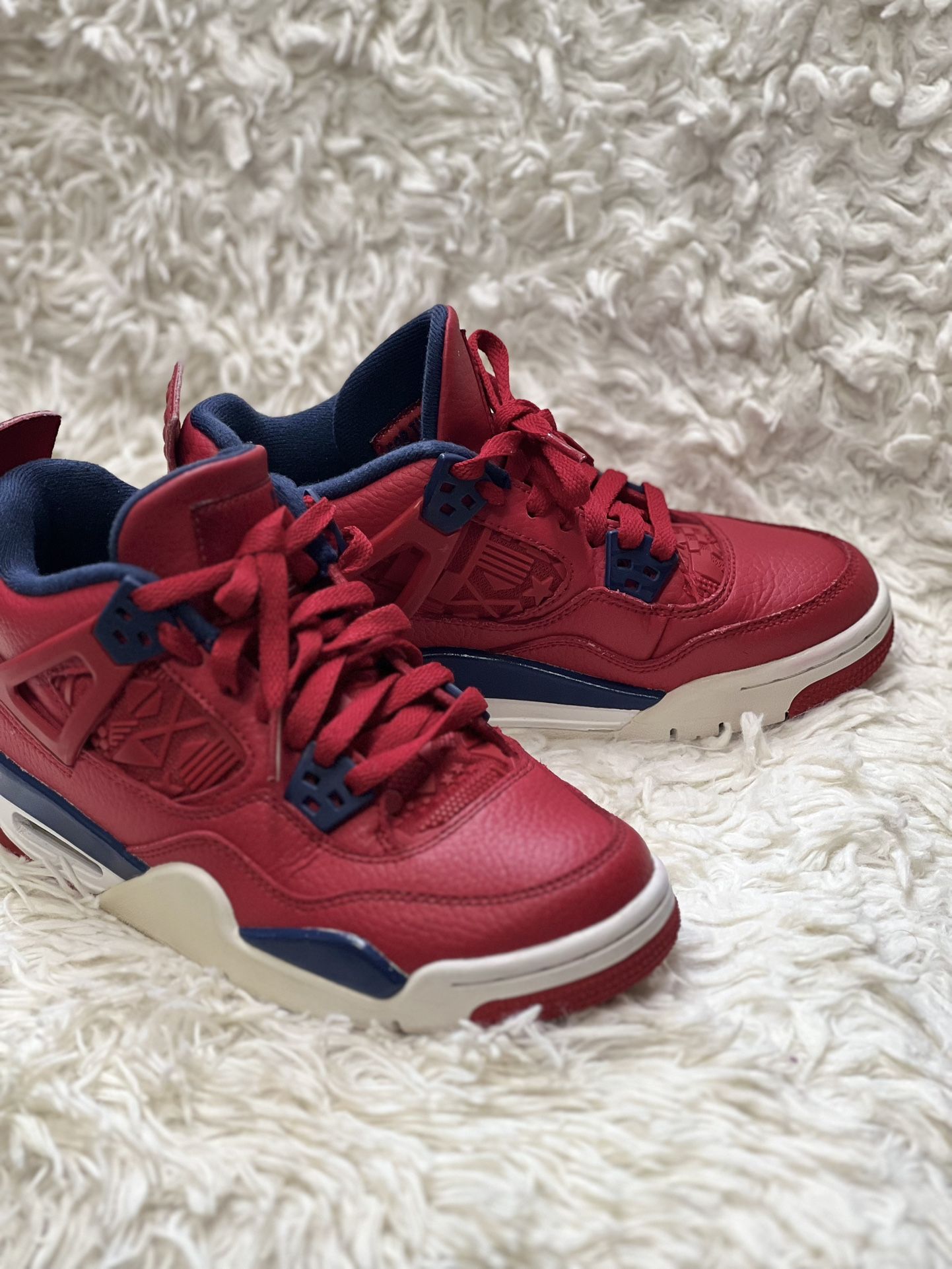 Air Jordan 4 Retro FIBA