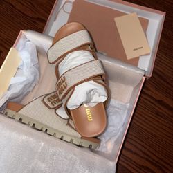 Miu Miu Slides