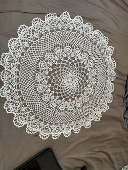 28” Vintage White handmade round Crochet Lace Doily