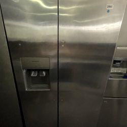 FRIGIDAIRE 36” SIDE BY SIDE REFRIGERATOR STAINLESS STEEL $600