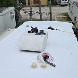 Se Reparan Trailas Techos Piso Carpetat Sercas 