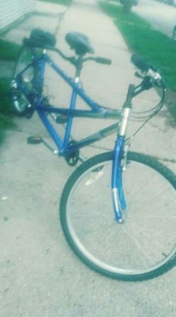 BICICLETA. DOBLE. DE. ALUMINIO.