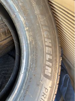 Set Michelin  225 65 17 con90% 2  ocupan parche reparable