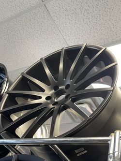 •• AUDI S6, S7, RS5 & MERCEDES AMG GT • 22x9.5 (5x112) °° Because a high-horsepower performance machine shouldn't look like a standard commuter car.