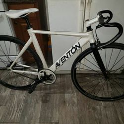 Aventon 🚲