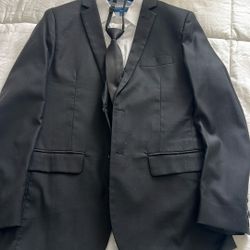 Boys Black Suit Perry Ellis Size 14 $50