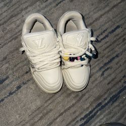 LV TRAINERS
