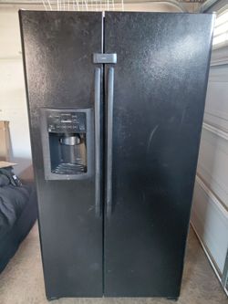 Two door refrigerator