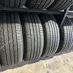 SET OF TIRE 275 60 20 MICHELIN 85% LIFE